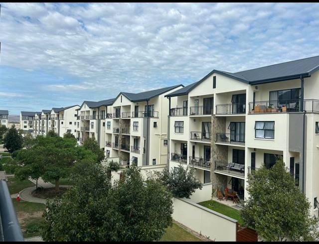 1 BEDROOM APARTMENT FOR SALE IN SANDOWN